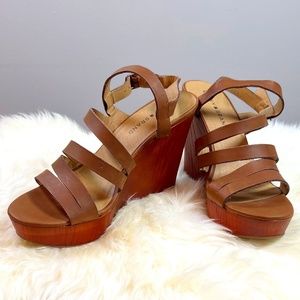 Women's Lucky Brand Brand Brown Leather Strappy Wedge Platform Sandals Size 8